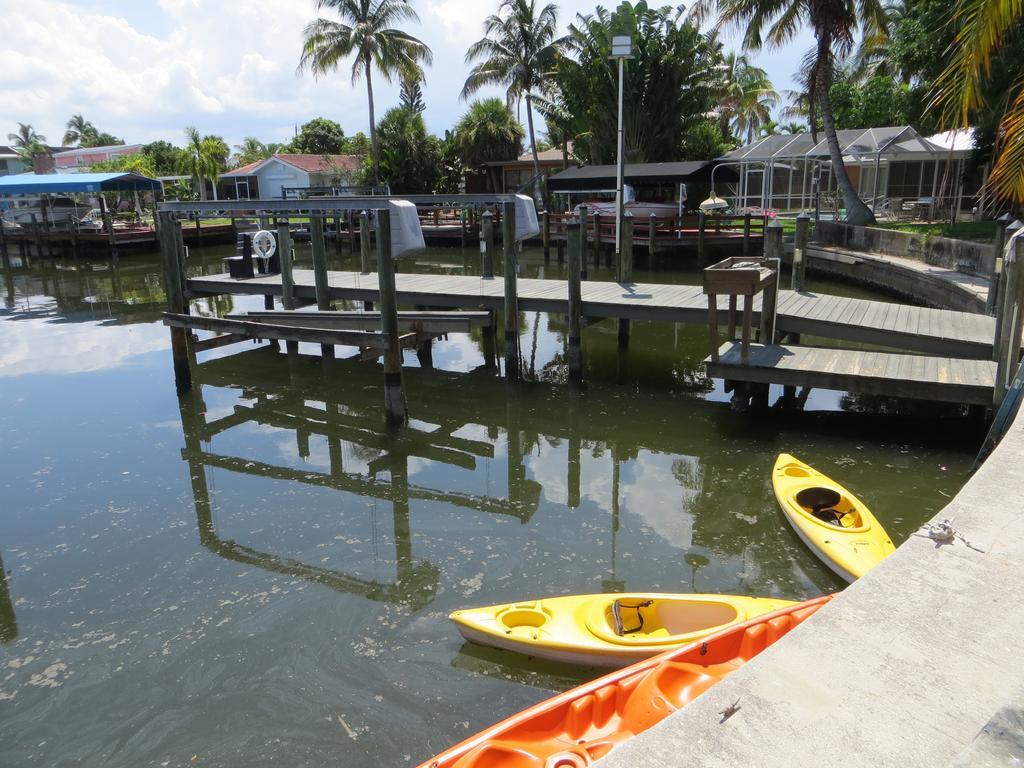 Dolphin Inn Fort Myers Beach Exterior photo